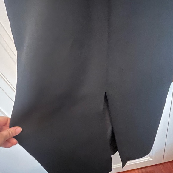 Elegant Long black evening gown size small - Picture 6 of 8